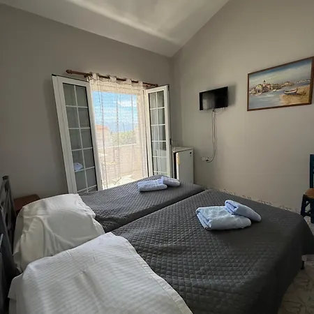 Guest house Vias 3*