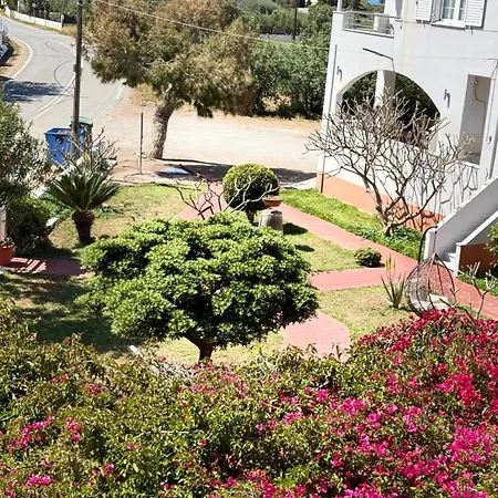 Vias بيت ضيافة Neápolis