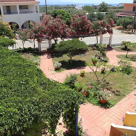 Guest house Vias