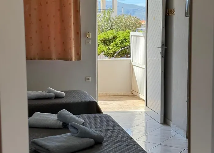 Casa de hóspedes Vias 3*